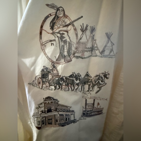 Warner Bros. Maverick Warner Bros Cream Western Graphic Shirt - Picture 2 of 11